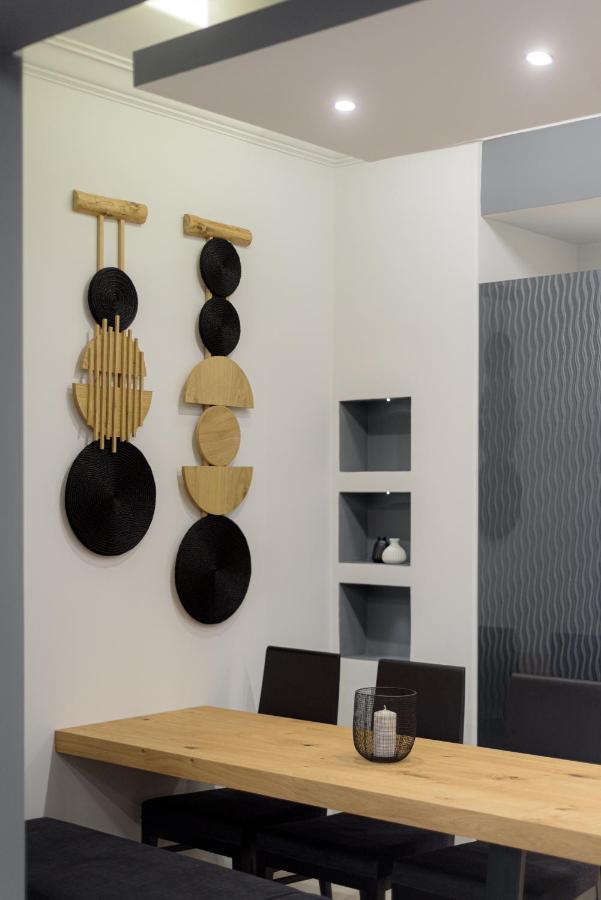 Acropolis Deluxe Apartment Athens Ngoại thất bức ảnh