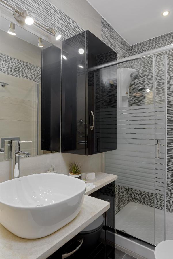 Acropolis Deluxe Apartment Athens Ngoại thất bức ảnh
