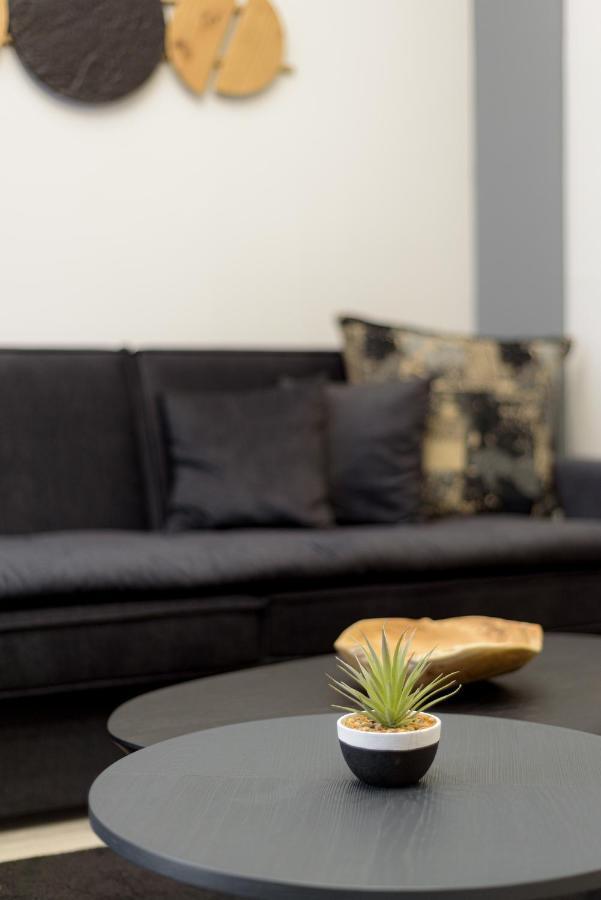 Acropolis Deluxe Apartment Athens Ngoại thất bức ảnh